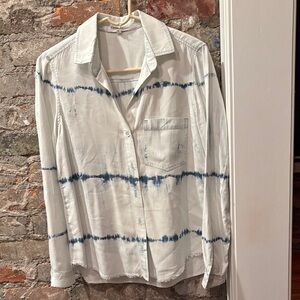 Bella Dahl White and Blue Casual Shirt
